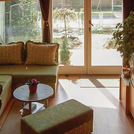 아파트 One-bedroom In